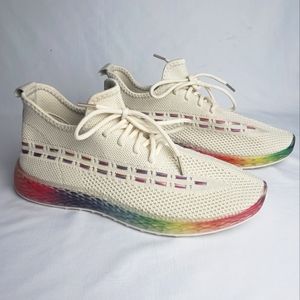 Wanted  Snickers Size 9.5